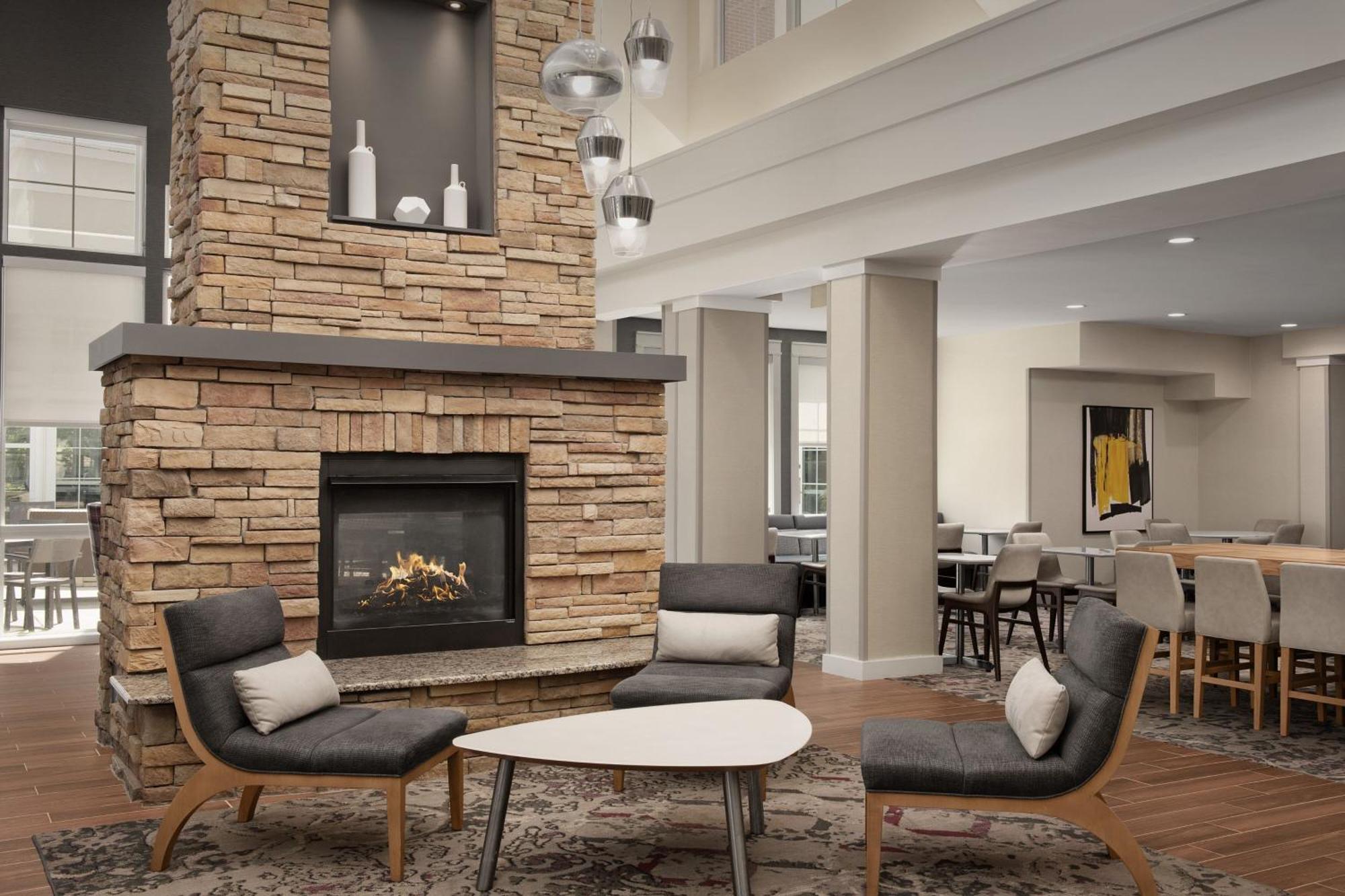 Residence Inn By Marriott Greensboro Airport מראה חיצוני תמונה