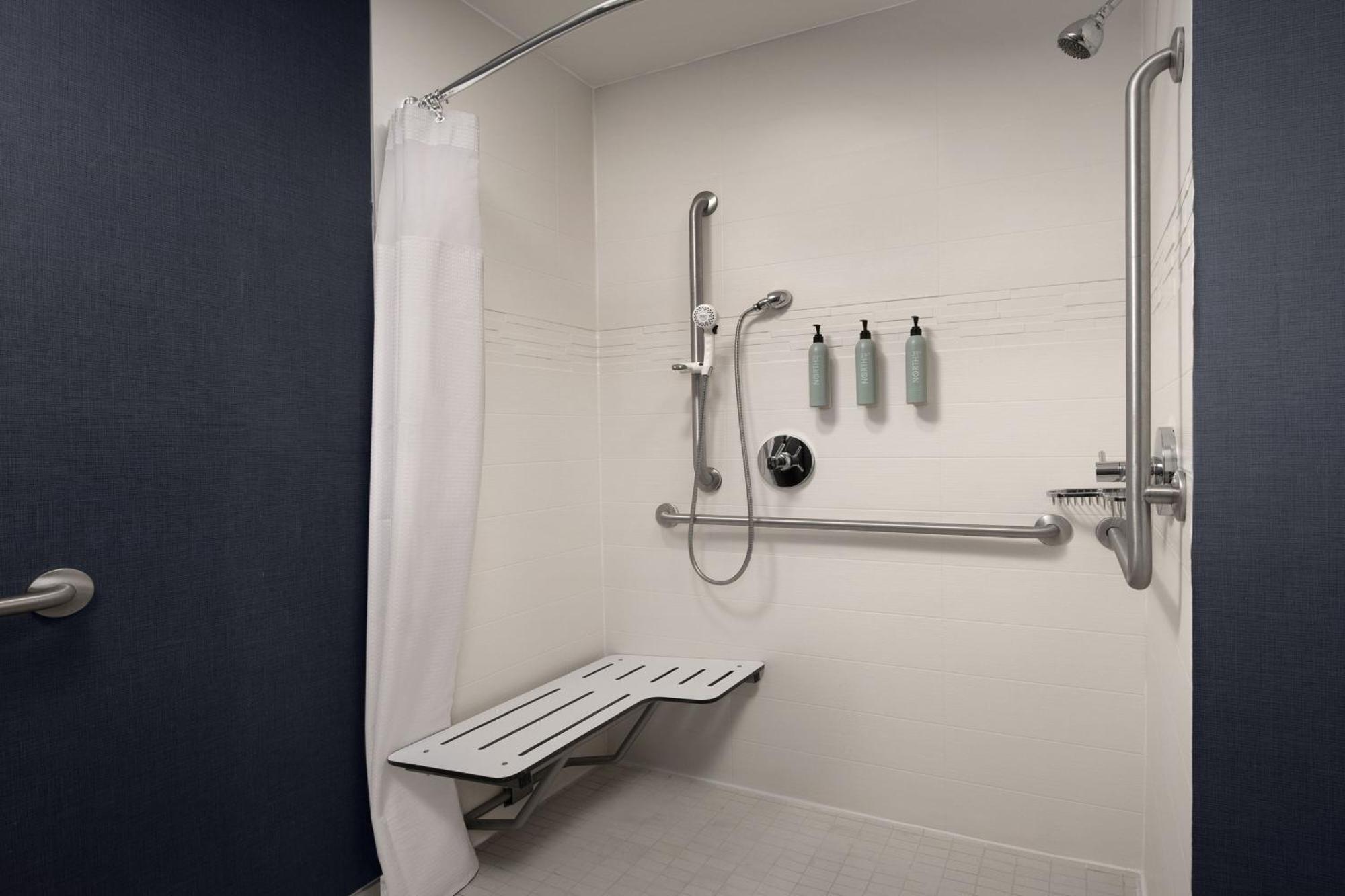 Residence Inn By Marriott Greensboro Airport מראה חיצוני תמונה
