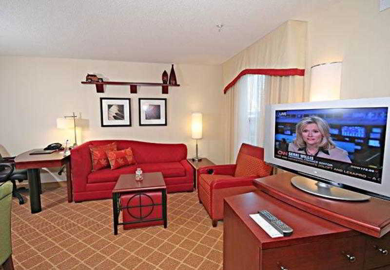 Residence Inn By Marriott Greensboro Airport מראה חיצוני תמונה