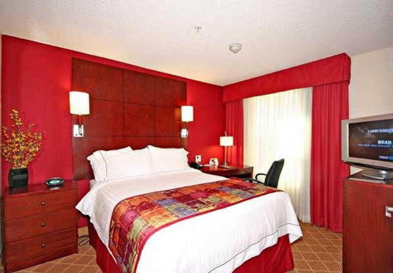 Residence Inn By Marriott Greensboro Airport מראה חיצוני תמונה